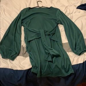 Green tie up, bubble sleeve mini dress